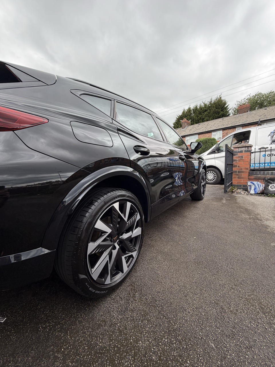 Wheels deep cleaned by DR Elite